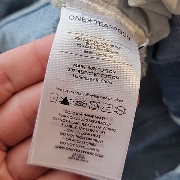 One Teaspoon Denim Shorts NWT - Picture 7 of 9
